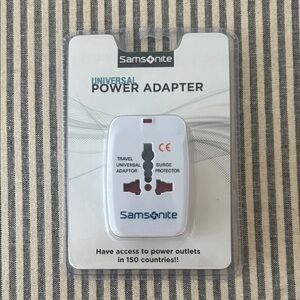 Samsonite Universal Power Adapter